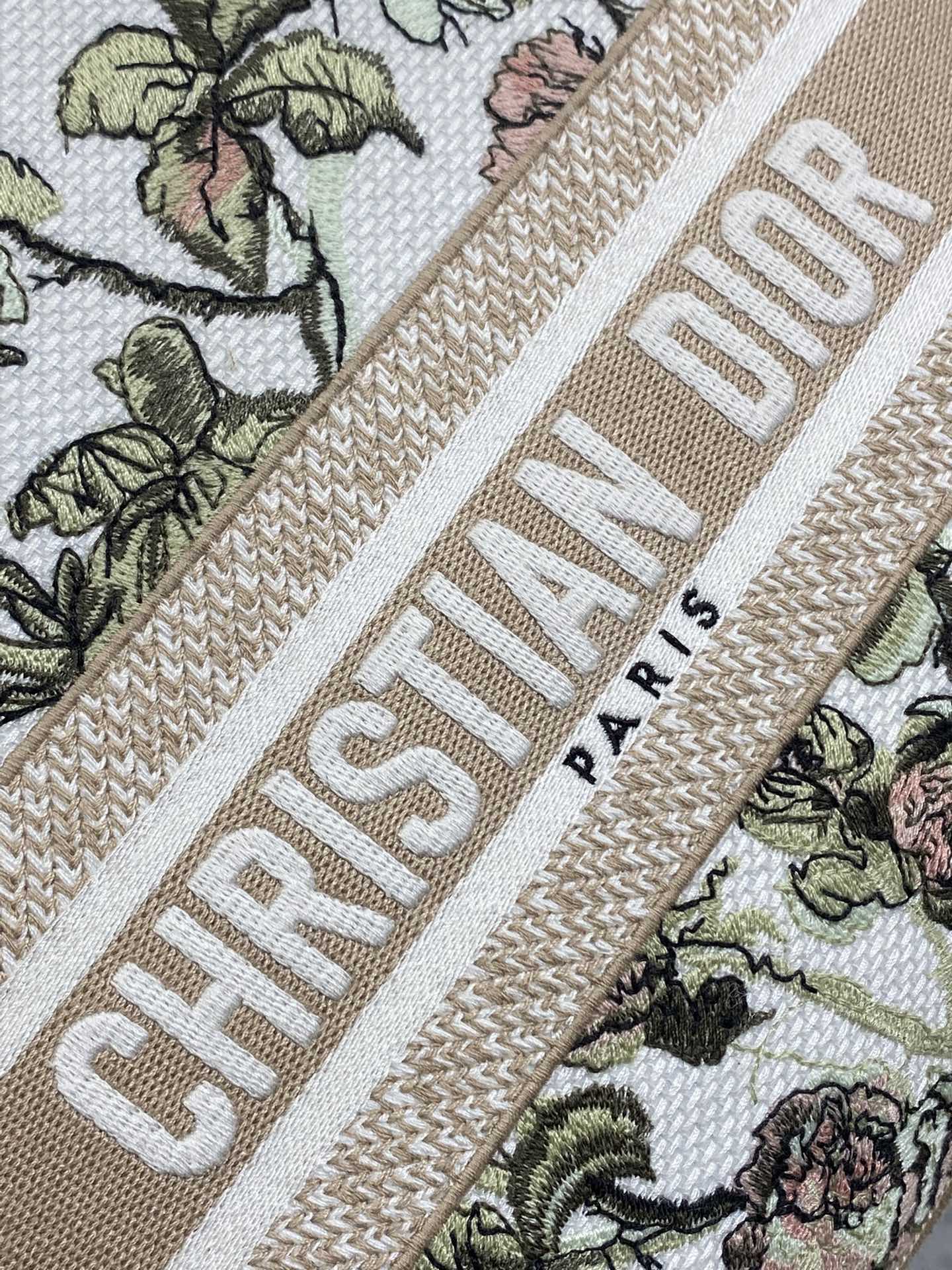 Dior Female Basic Bag Canvas Gold 20cm-l-s