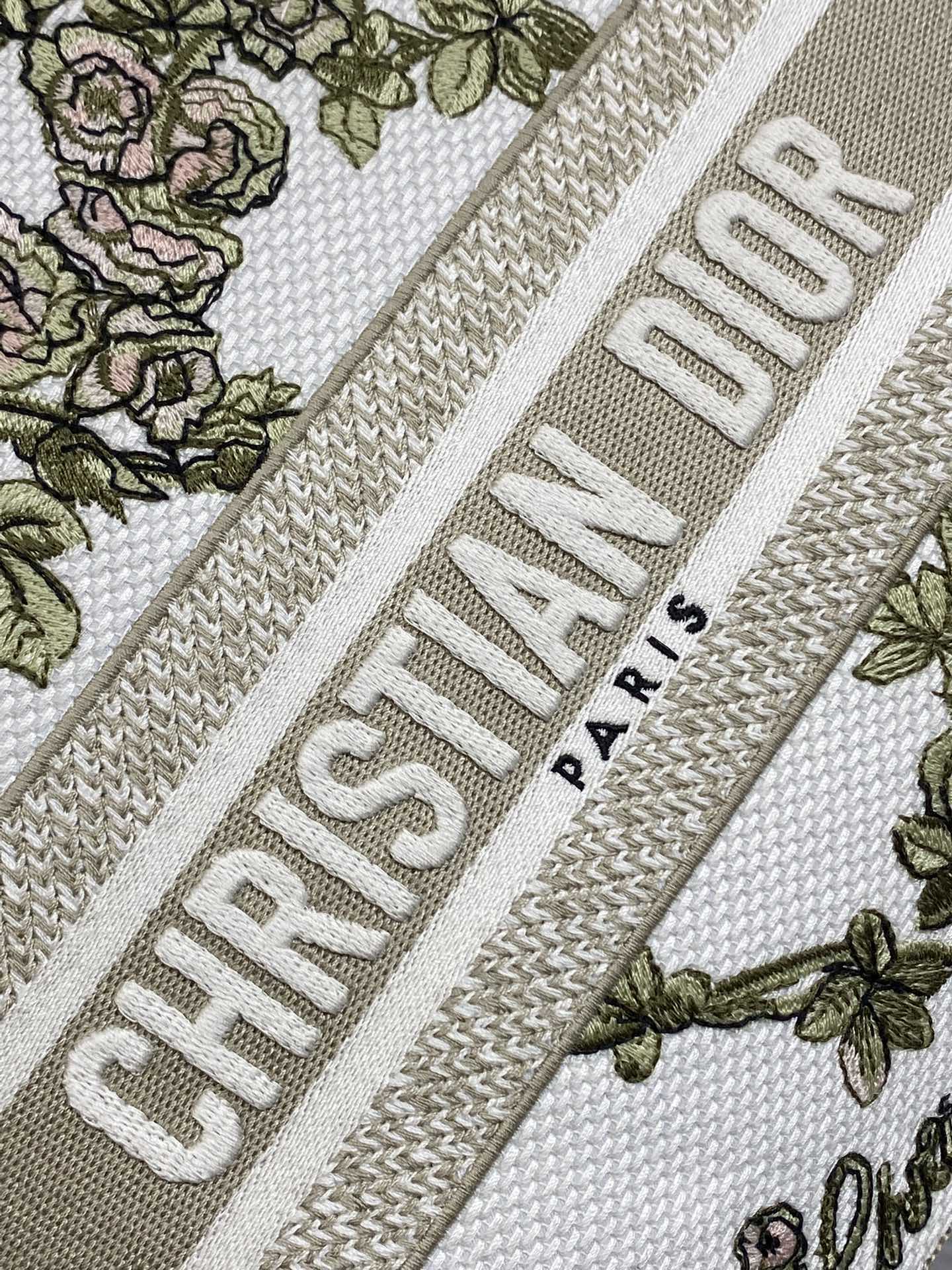 Dior Female Basic Bag Canvas Gold 20cm-l-s