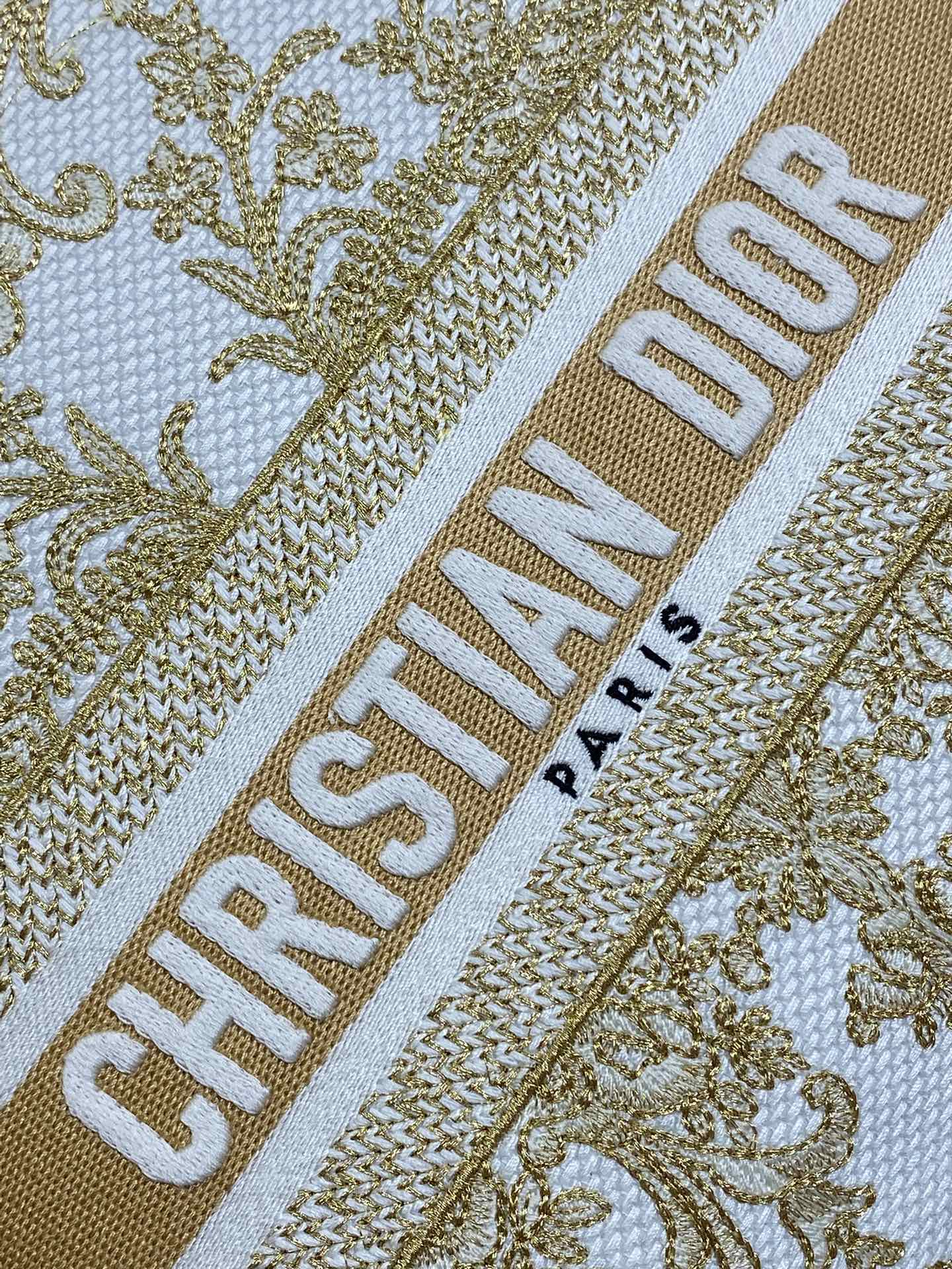 Dior Female Basic Bag Canvas White 20cm-l-s