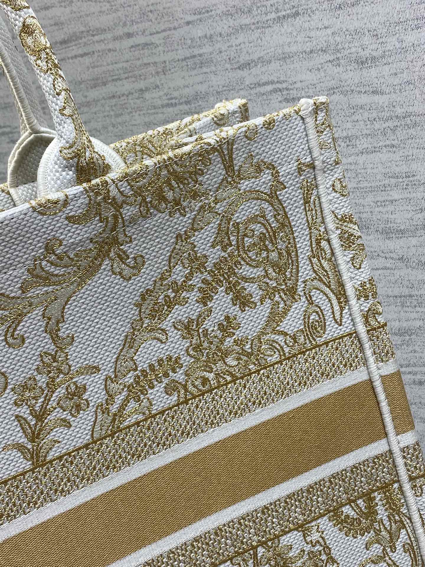 Dior Basic Bag Canvas Gold 17cm-s