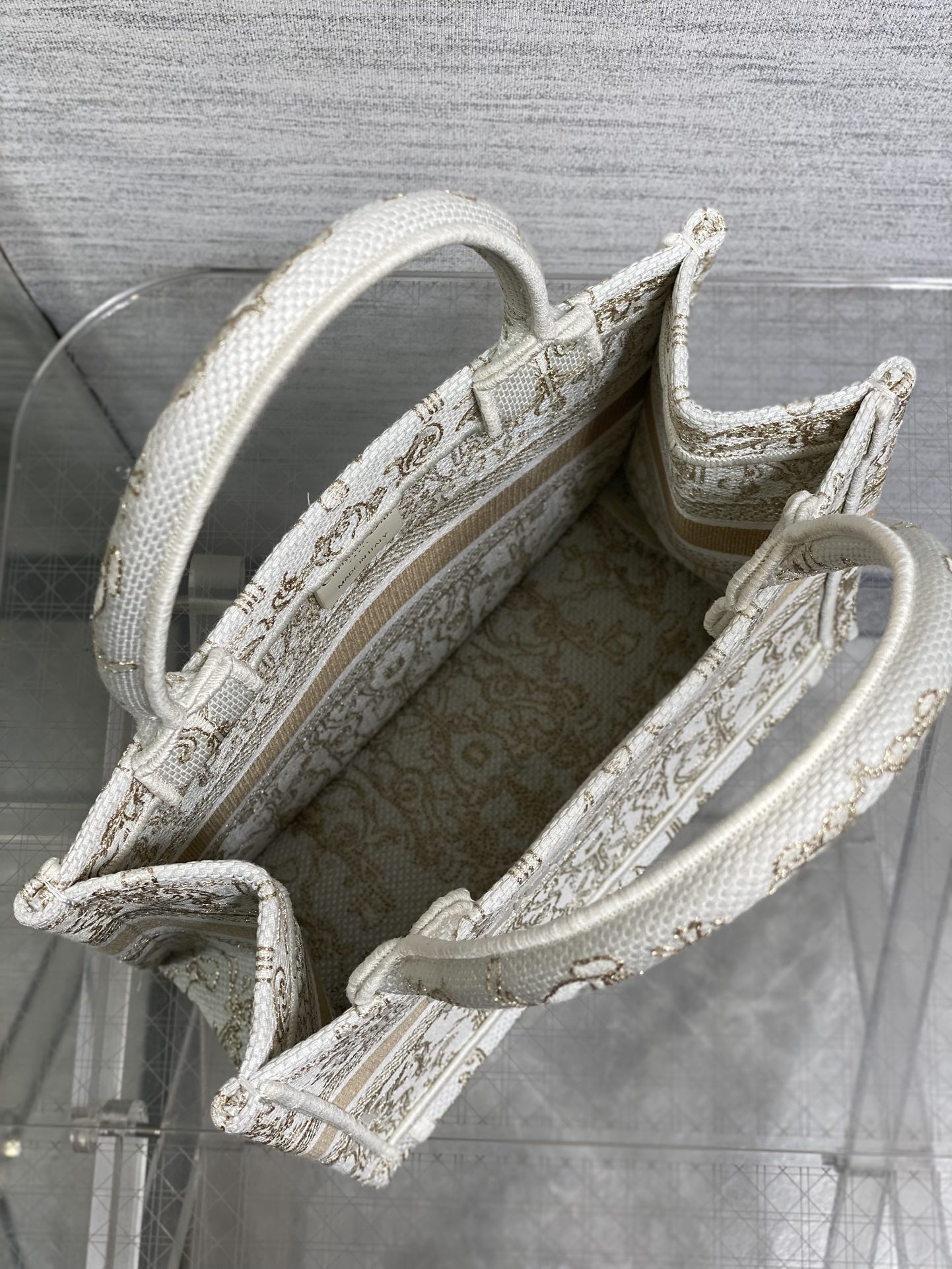 Dior Basic Bag Canvas Gold M-s