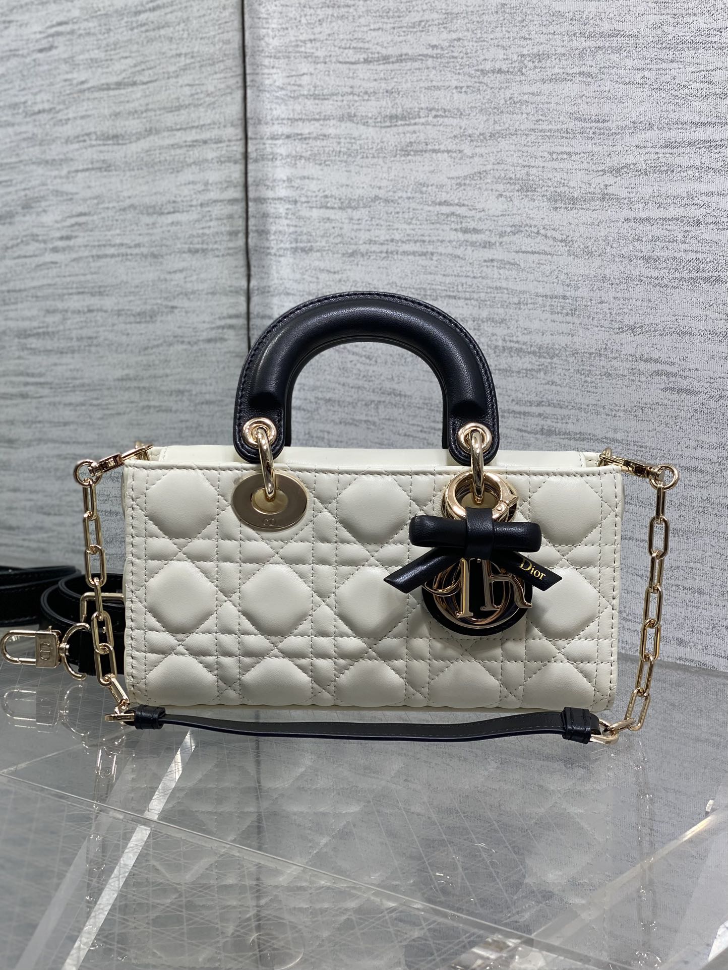 Basic Bag Sheepskin 12cm-s