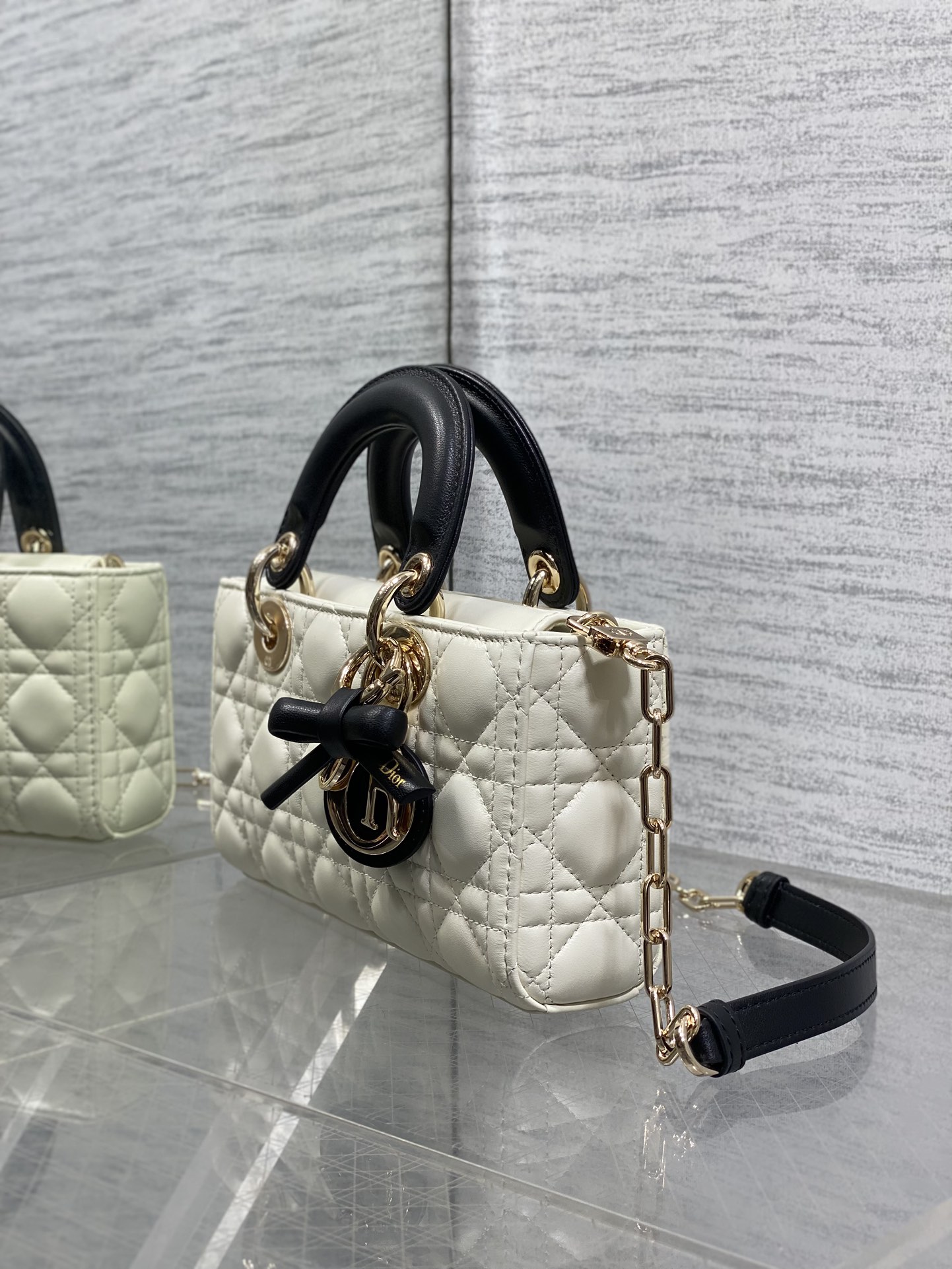 Basic Bag Sheepskin 12cm-s