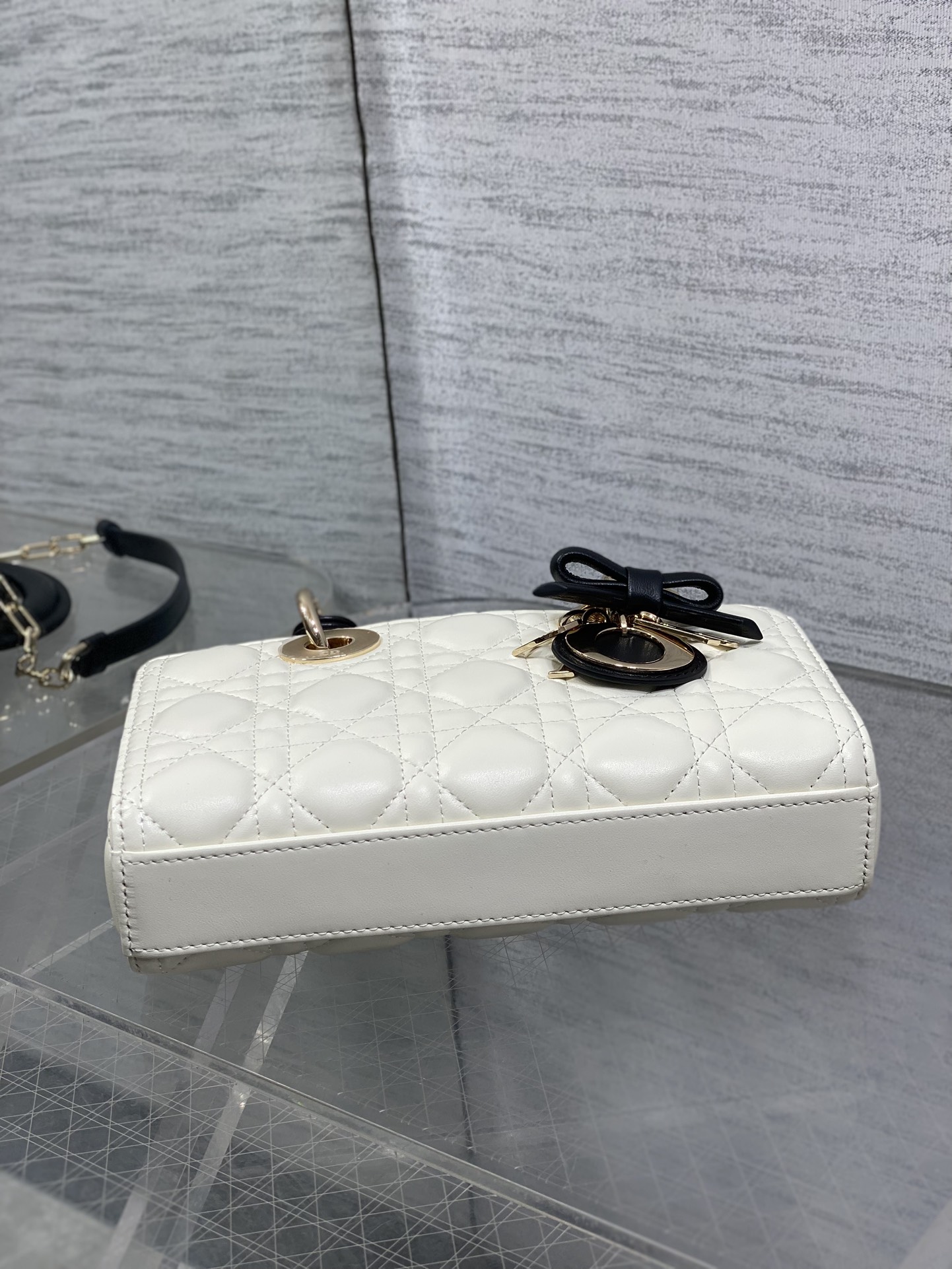 Basic Bag Sheepskin 12cm-s