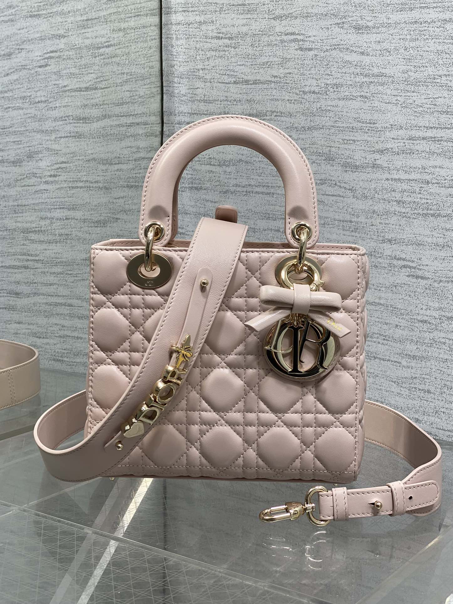 Female Basic Bag Sheepskin M-l-s