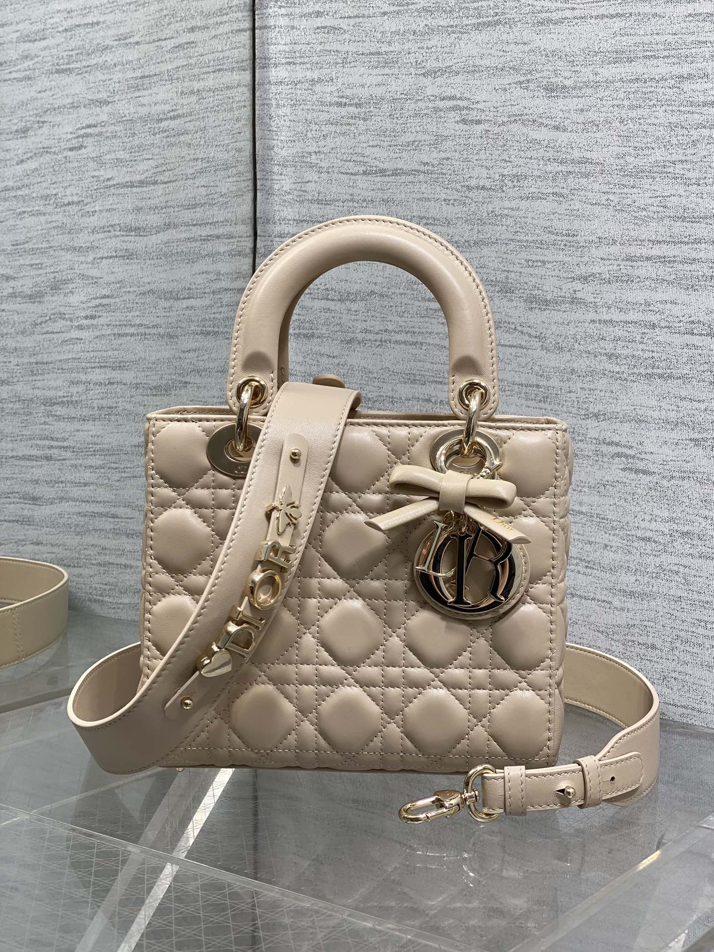 Female Basic Bag Sheepskin M-l-s