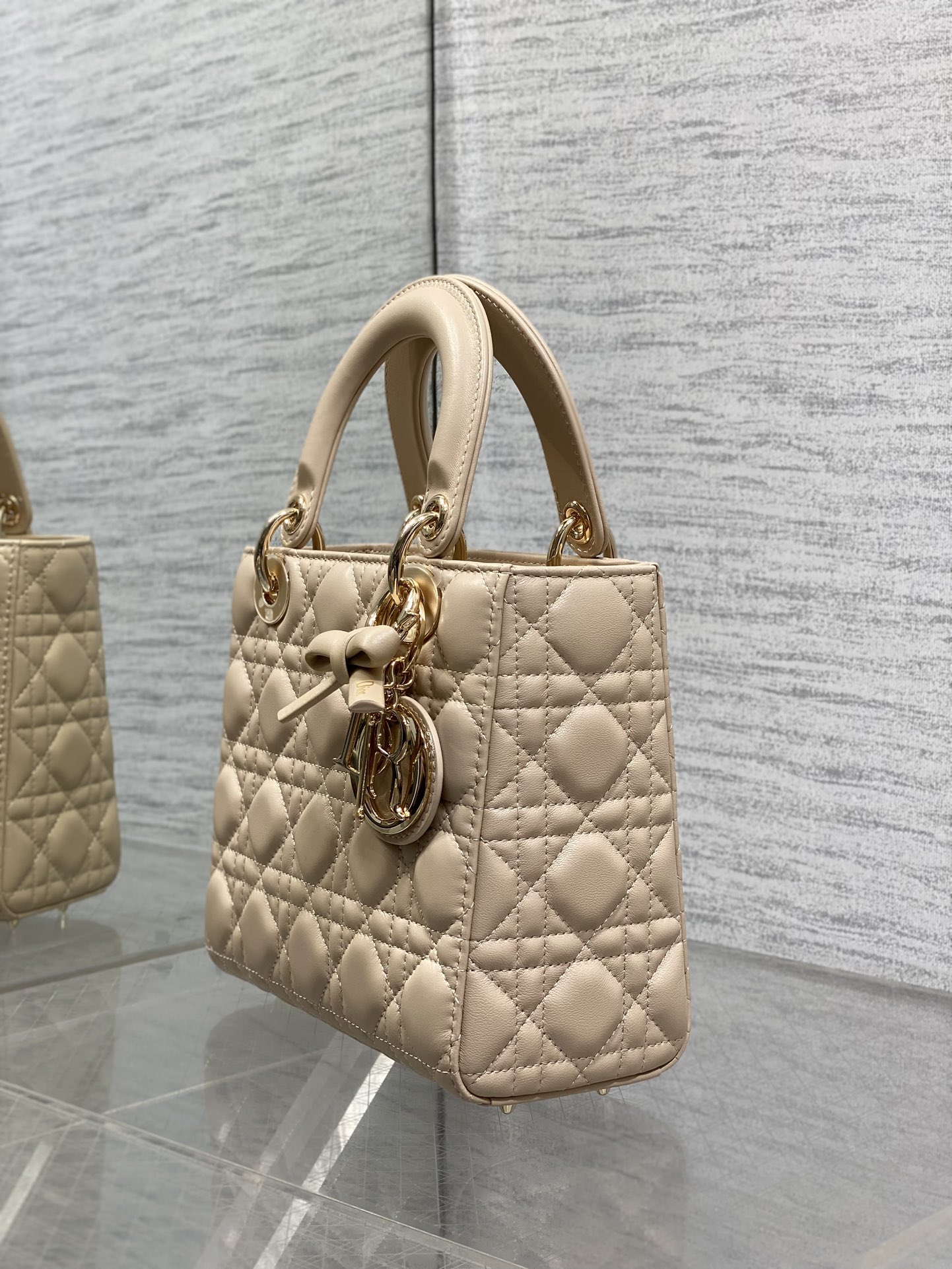 Female Basic Bag Sheepskin M-l-s