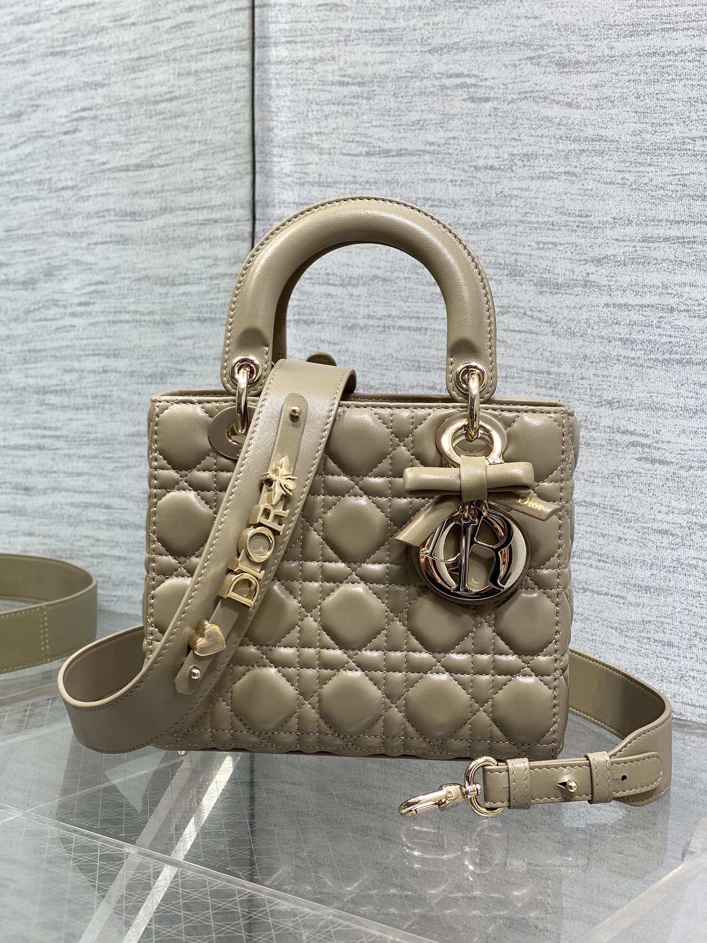 Female Basic Bag Sheepskin M-l-s