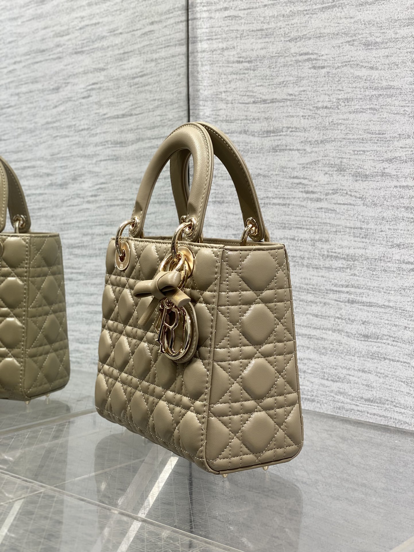 Female Basic Bag Sheepskin M-l-s
