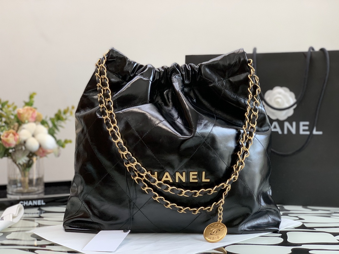 Basic Bag Cow Leather M-35cm