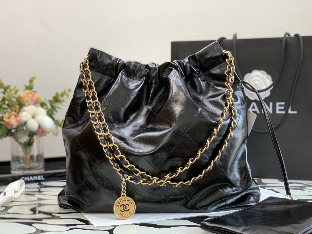 Basic Bag Cow Leather M-35cm