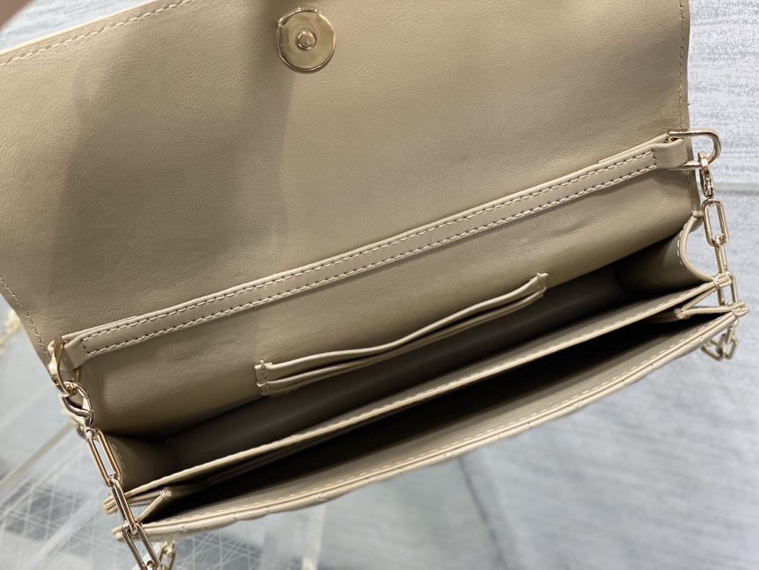 Clutch Bag Sheepskin M-s