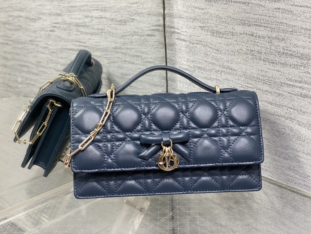 Clutch Bag Sheepskin M-s