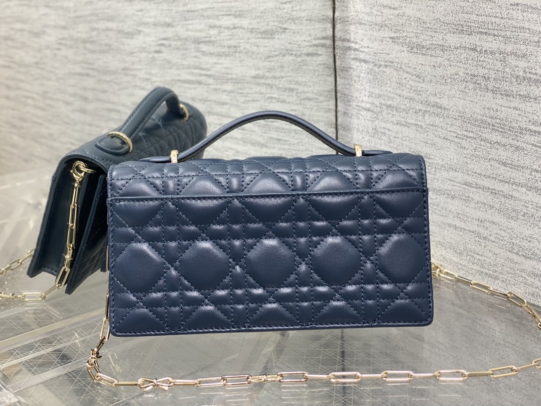 Clutch Bag Sheepskin M-s