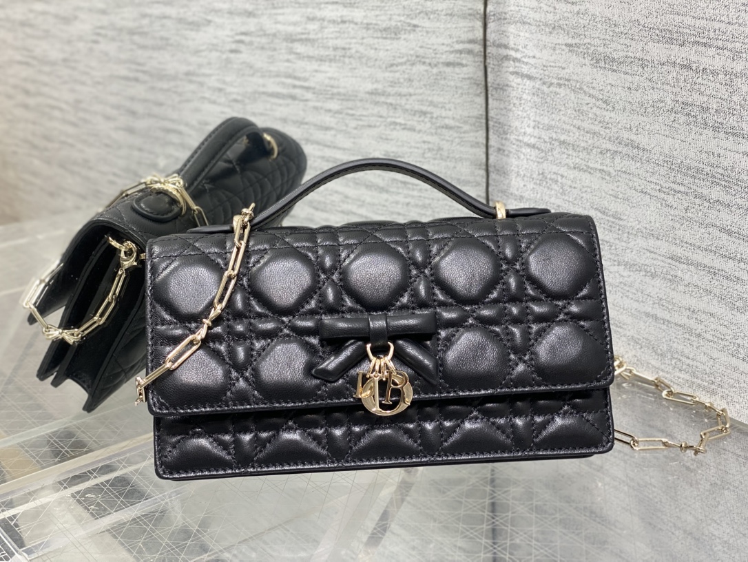 Clutch Bag Sheepskin M-s