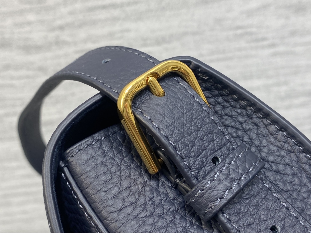 Female Basic Bag M-s