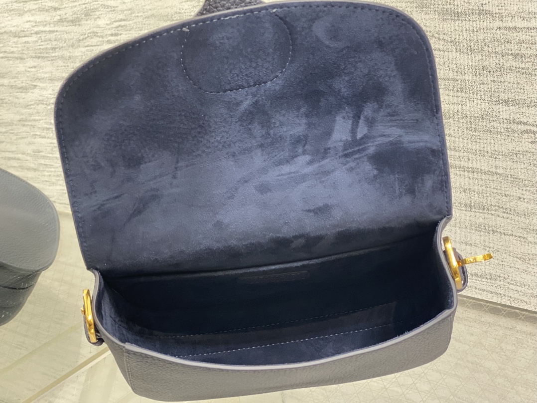 Female Basic Bag M-s
