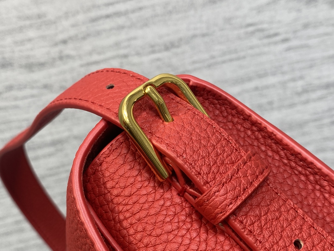 Female Basic Bag M-s
