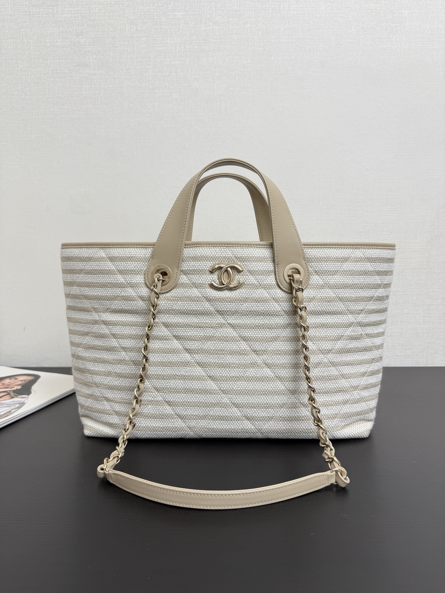 Basic Bag Cow Leather 13cm