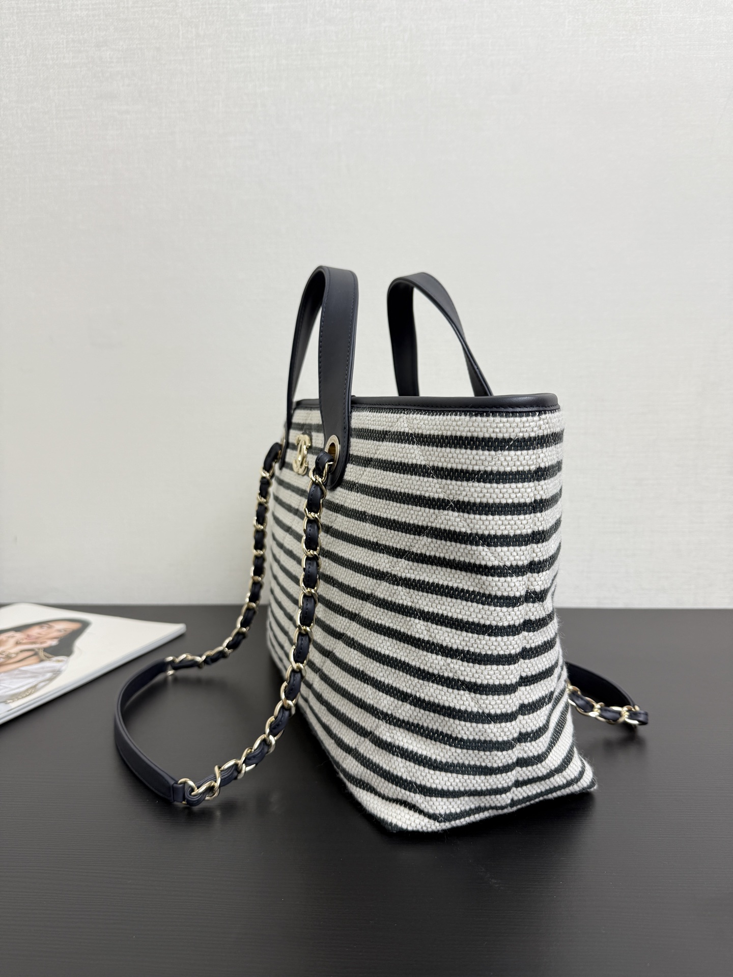 Basic Bag Cow Leather 13cm