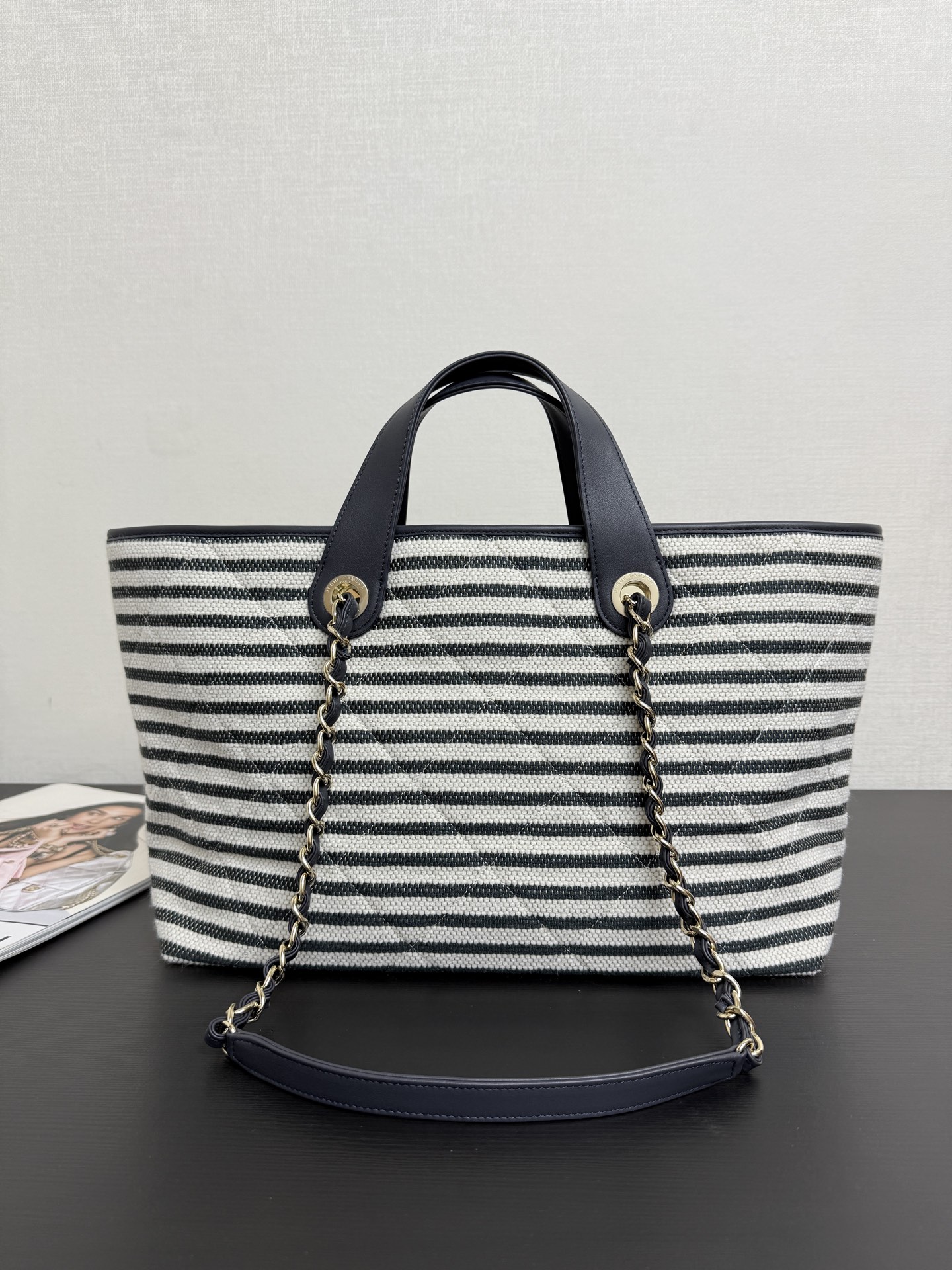 Basic Bag Cow Leather 13cm