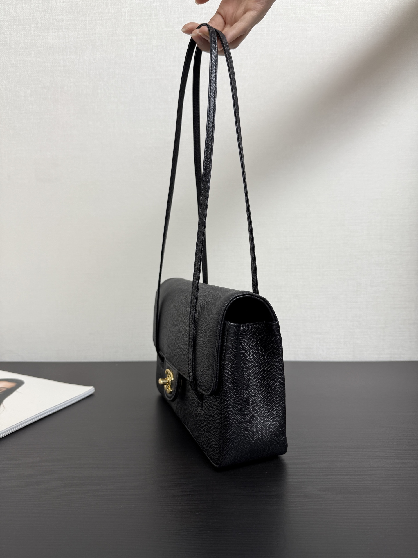 Shoulder Bag Black M-s