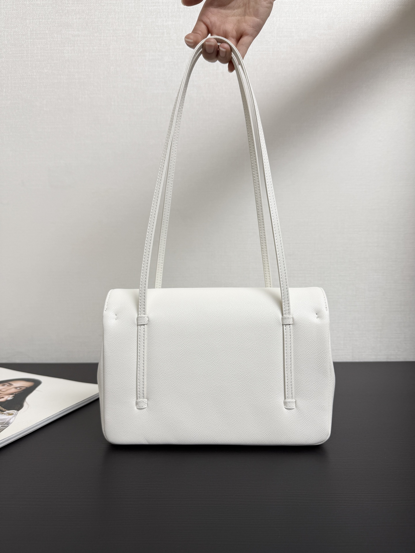 Shoulder Bag Black M-s