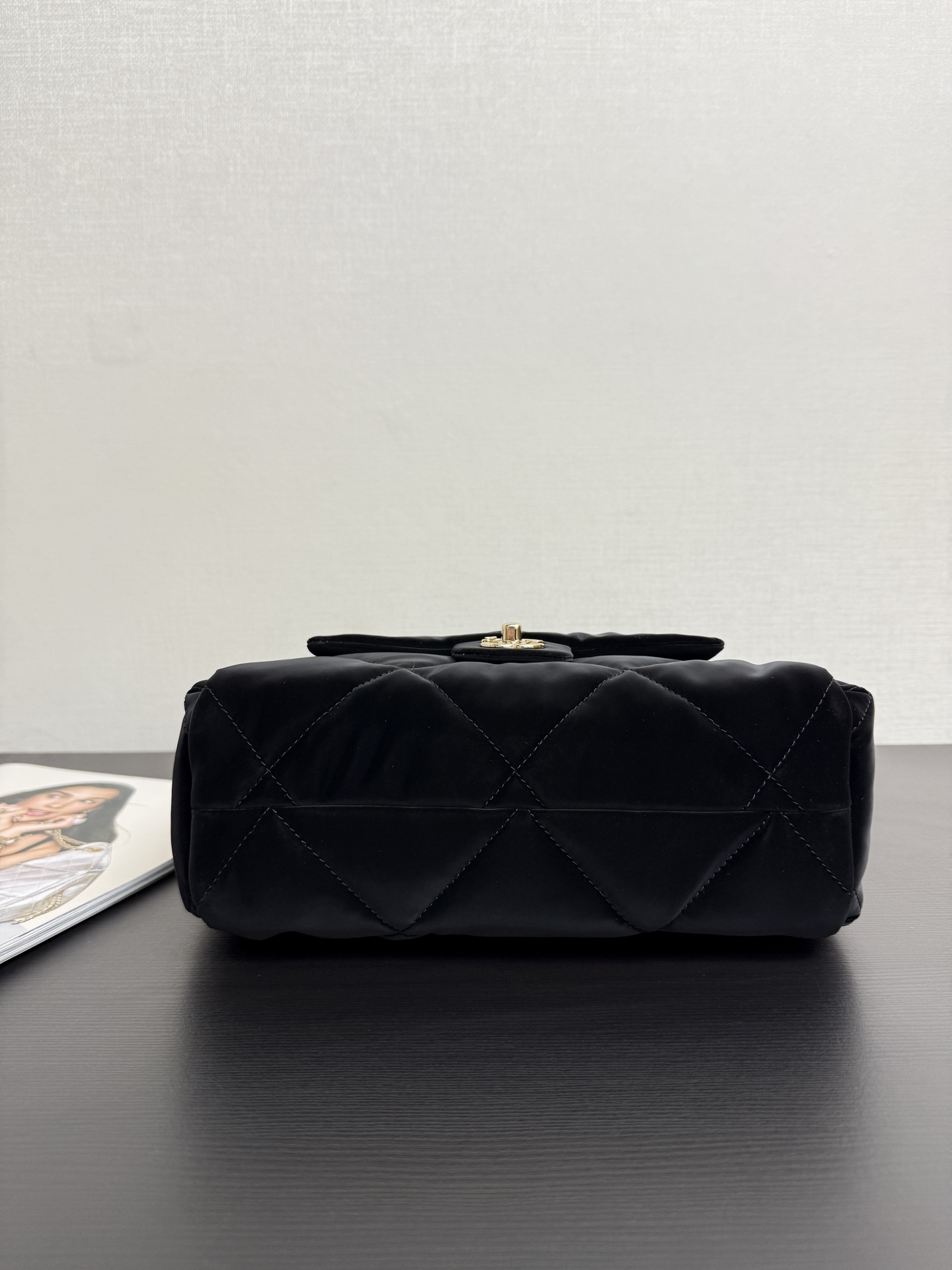 Basic Bag Nylon Black 18cm-12cm-s
