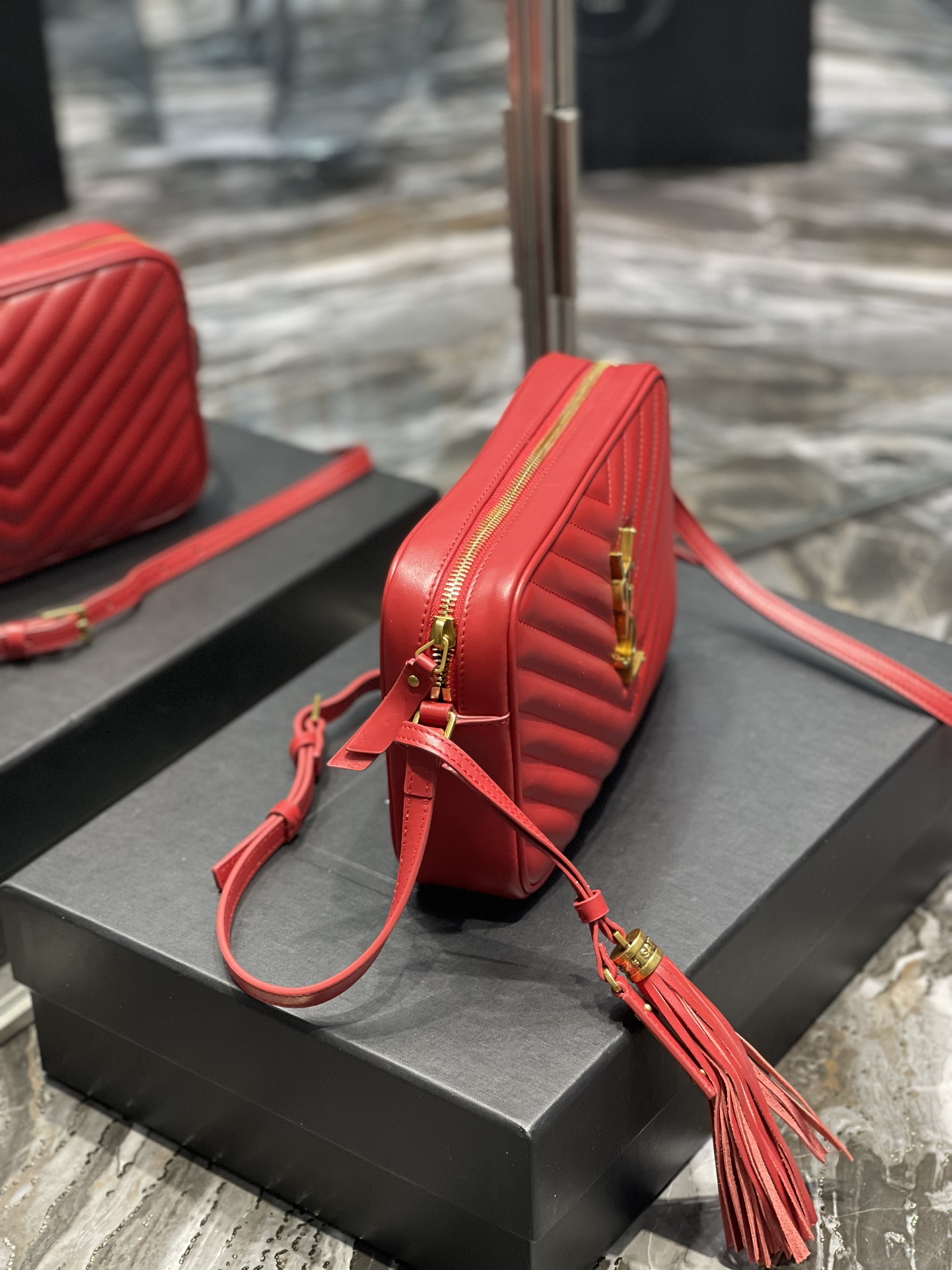 Basic Bag Cow Leather M