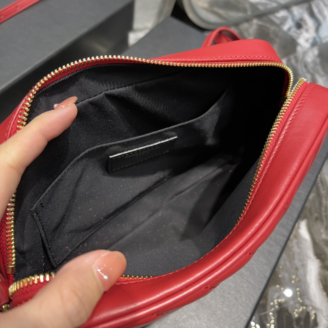 Basic Bag Cow Leather M