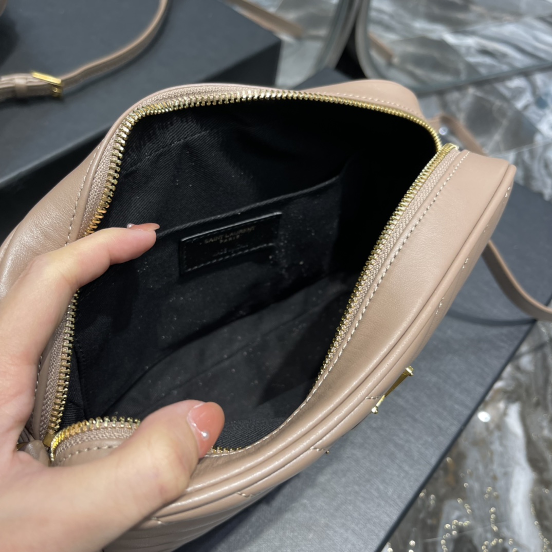 Basic Bag Cow Leather M