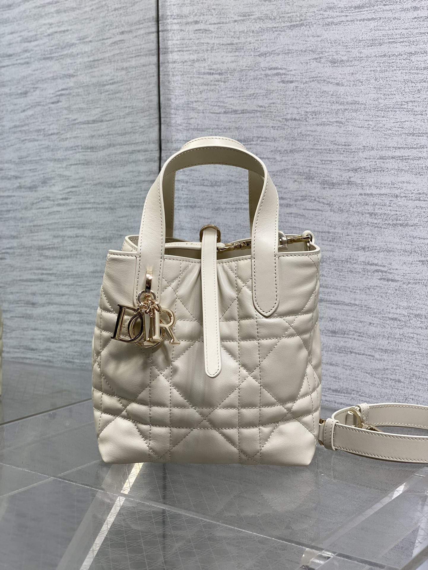 Basic Bag Cow Leather Foldable 18cm-s