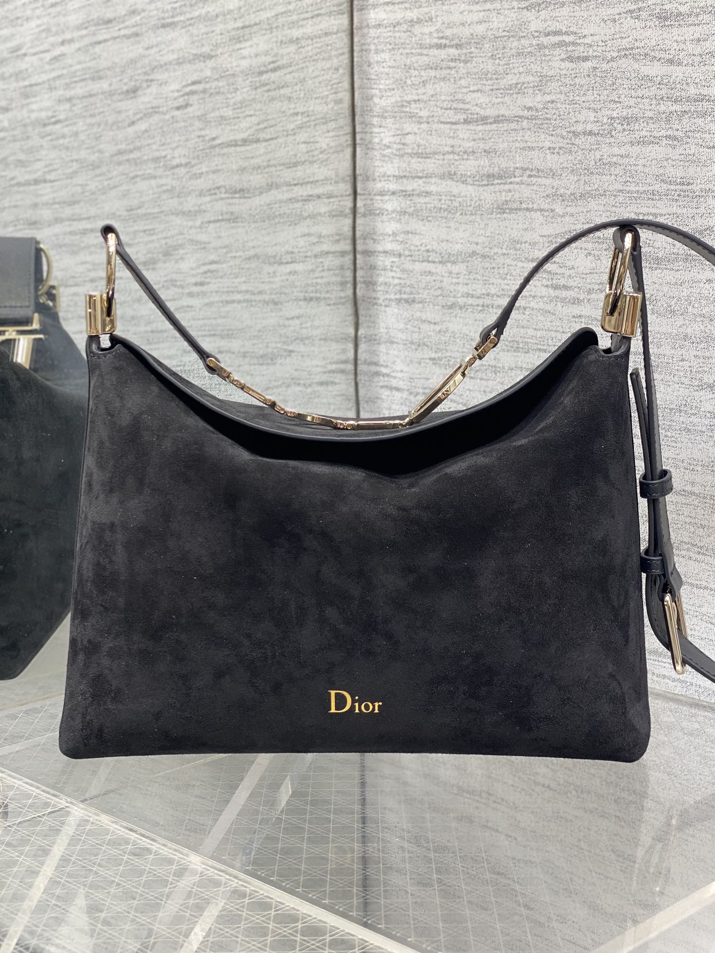 Dior Basic Bag M-s