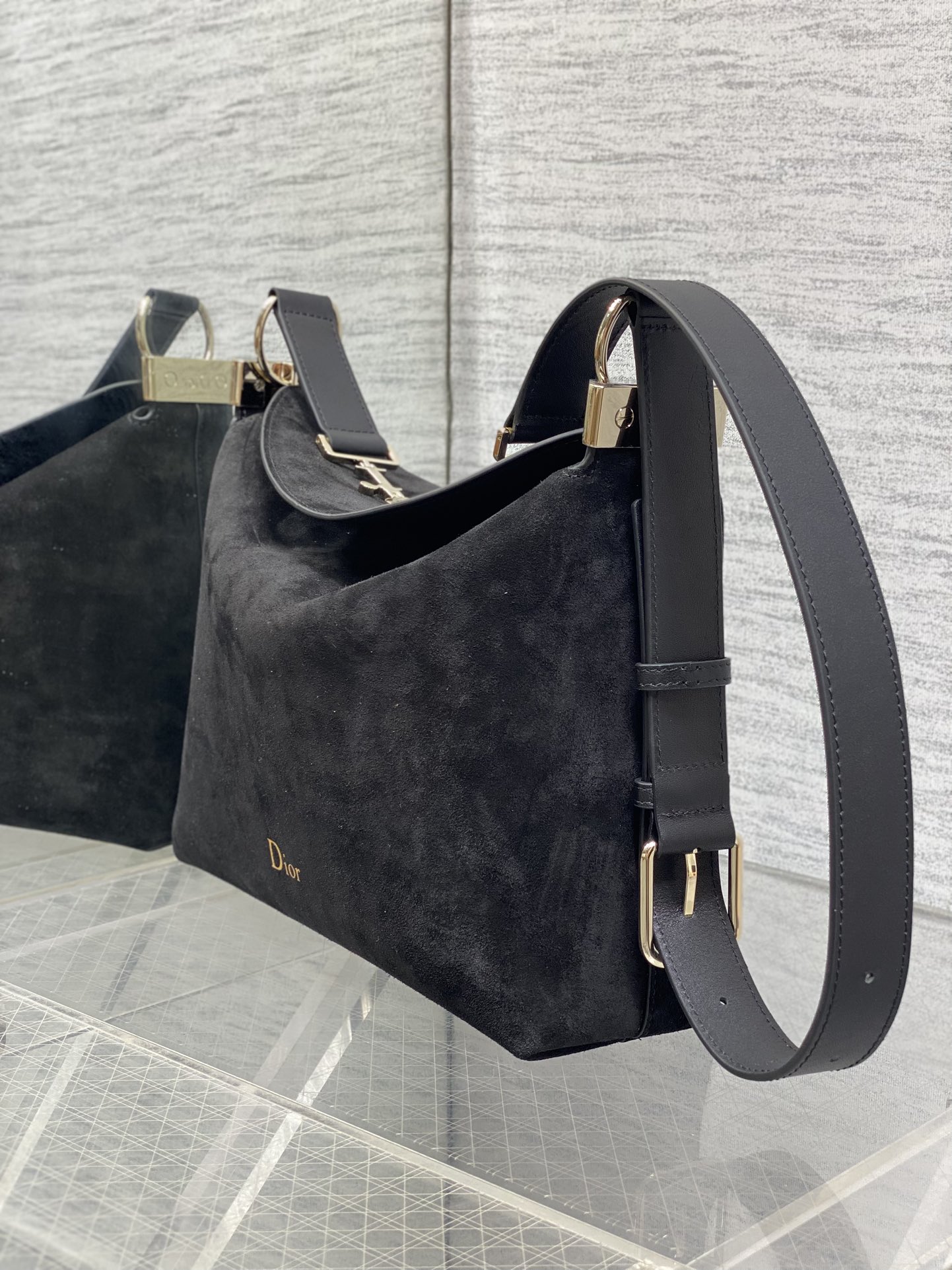 Dior Basic Bag M-s