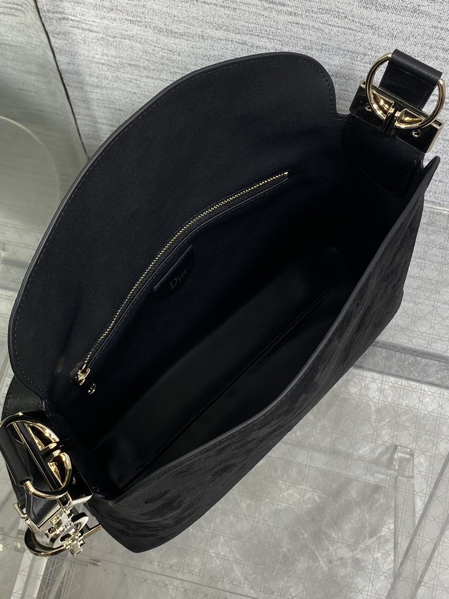 Dior Basic Bag M-s