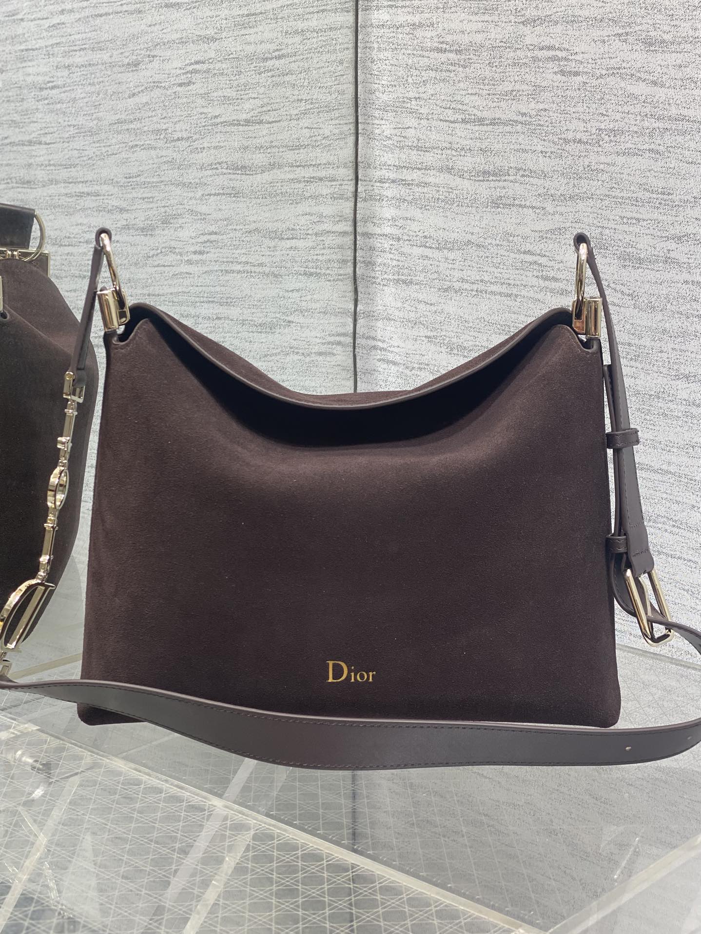 Dior Basic Bag M-s