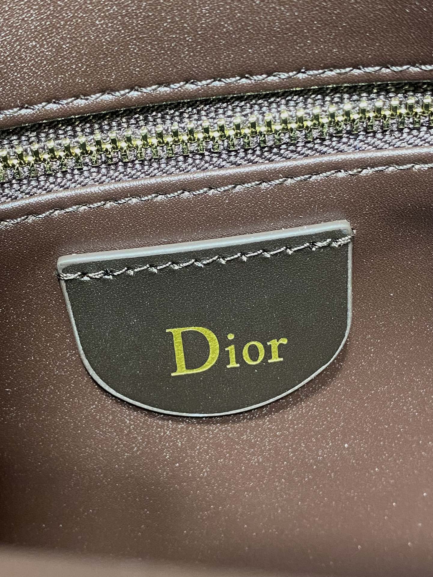 Dior Basic Bag M-s