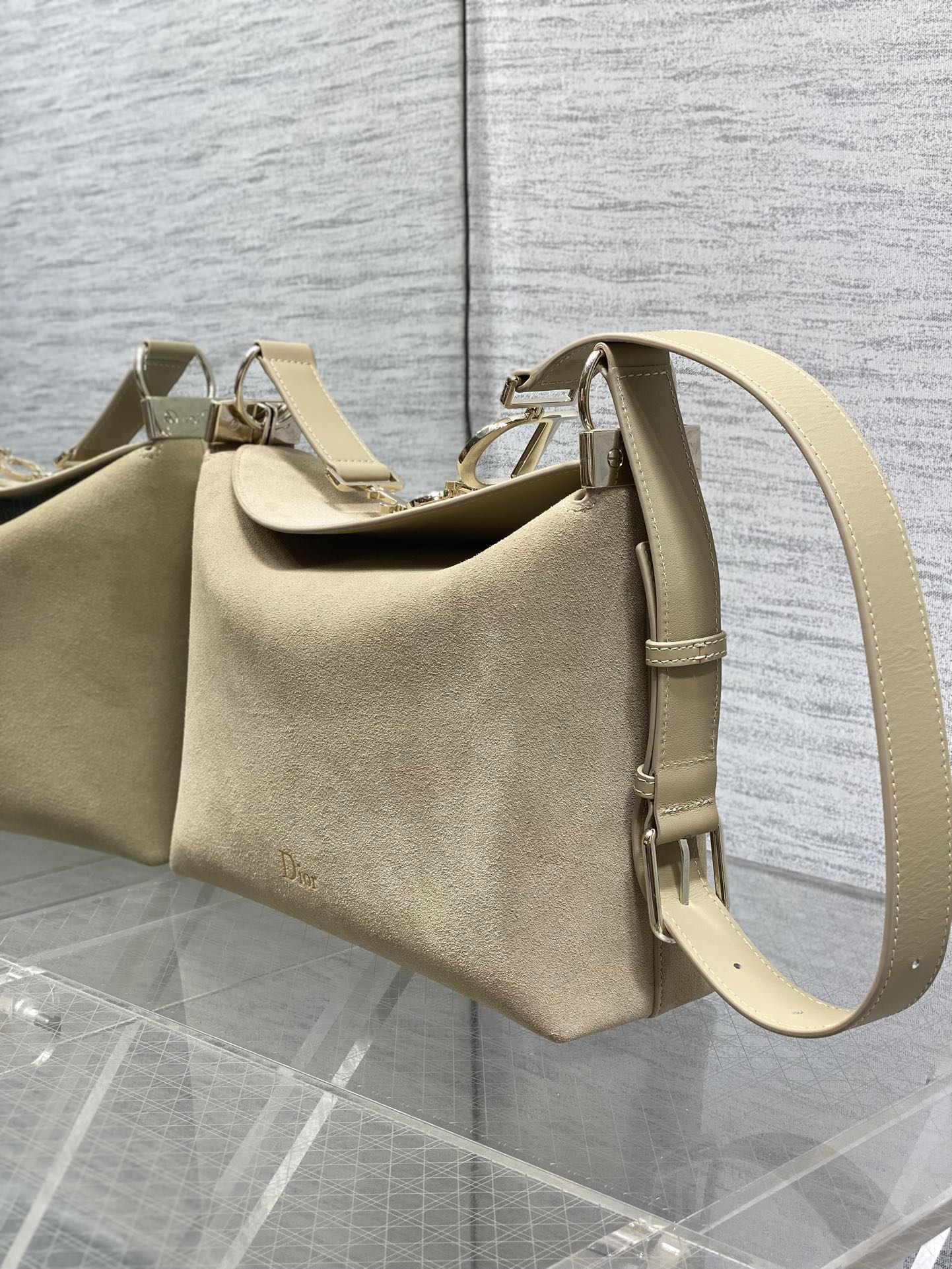 Dior Basic Bag M-s