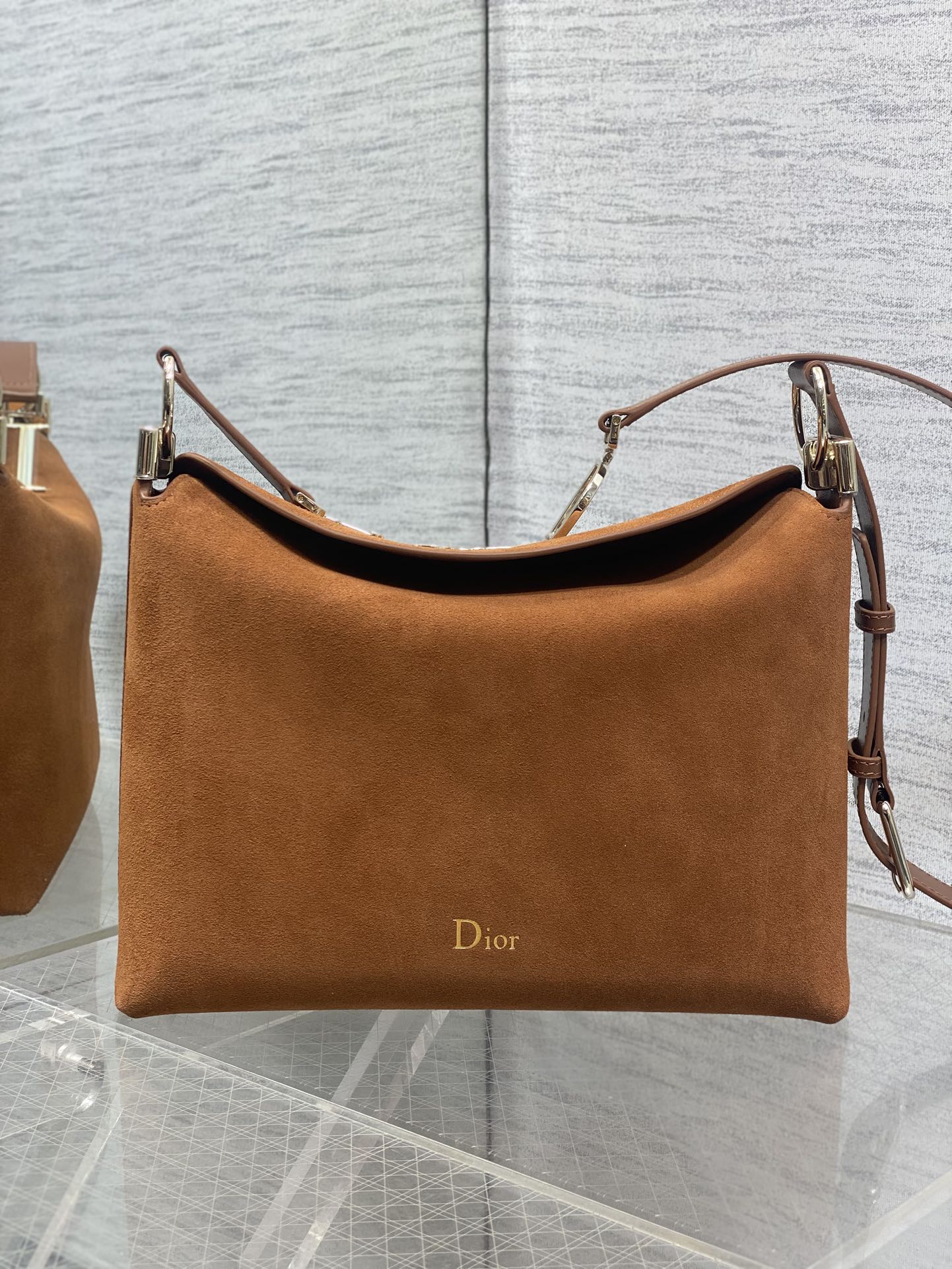 Dior Basic Bag M-s