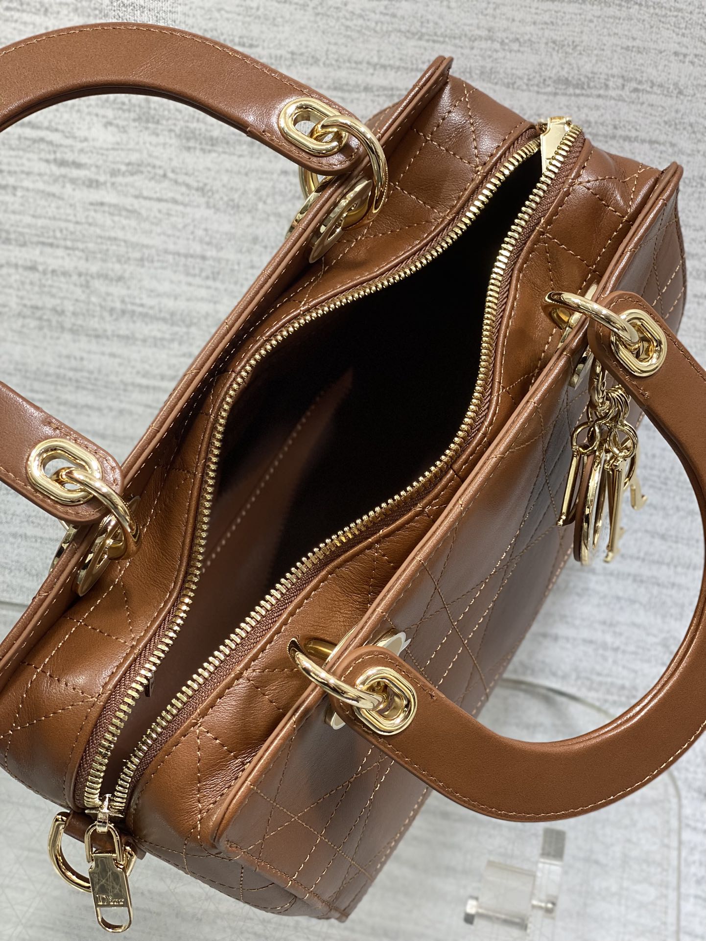 Dior Female Basic Bag Coffee 14cm-l-s