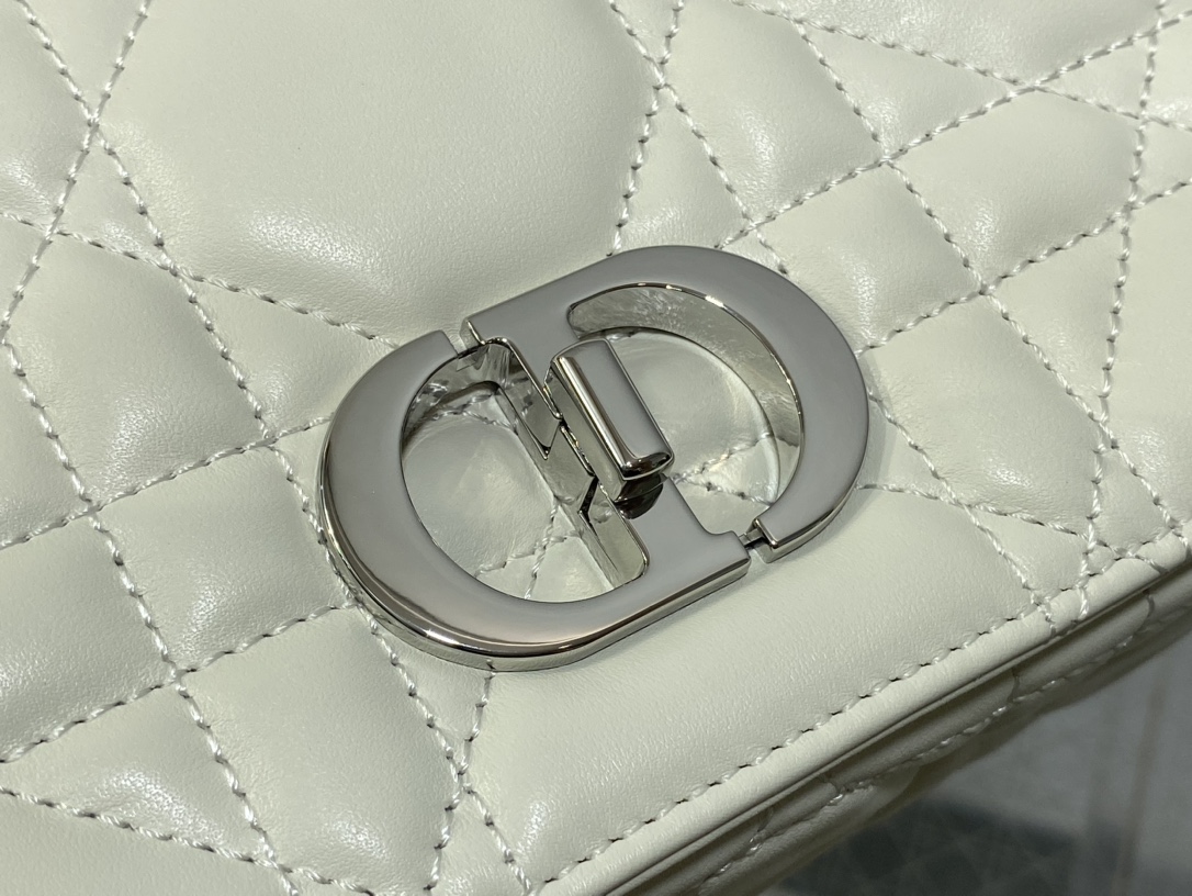 Basic Bag Cow Leather Gold M-s
