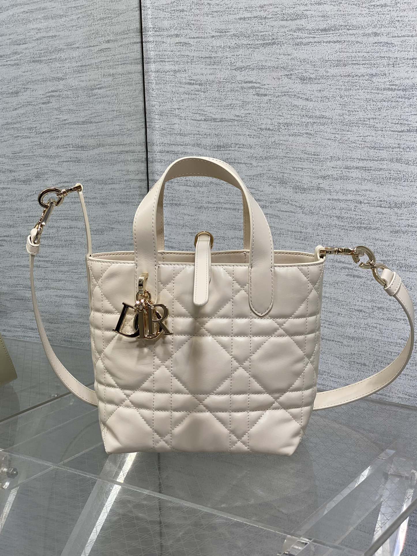 Basic Bag Cow Leather Foldable 18cm-s