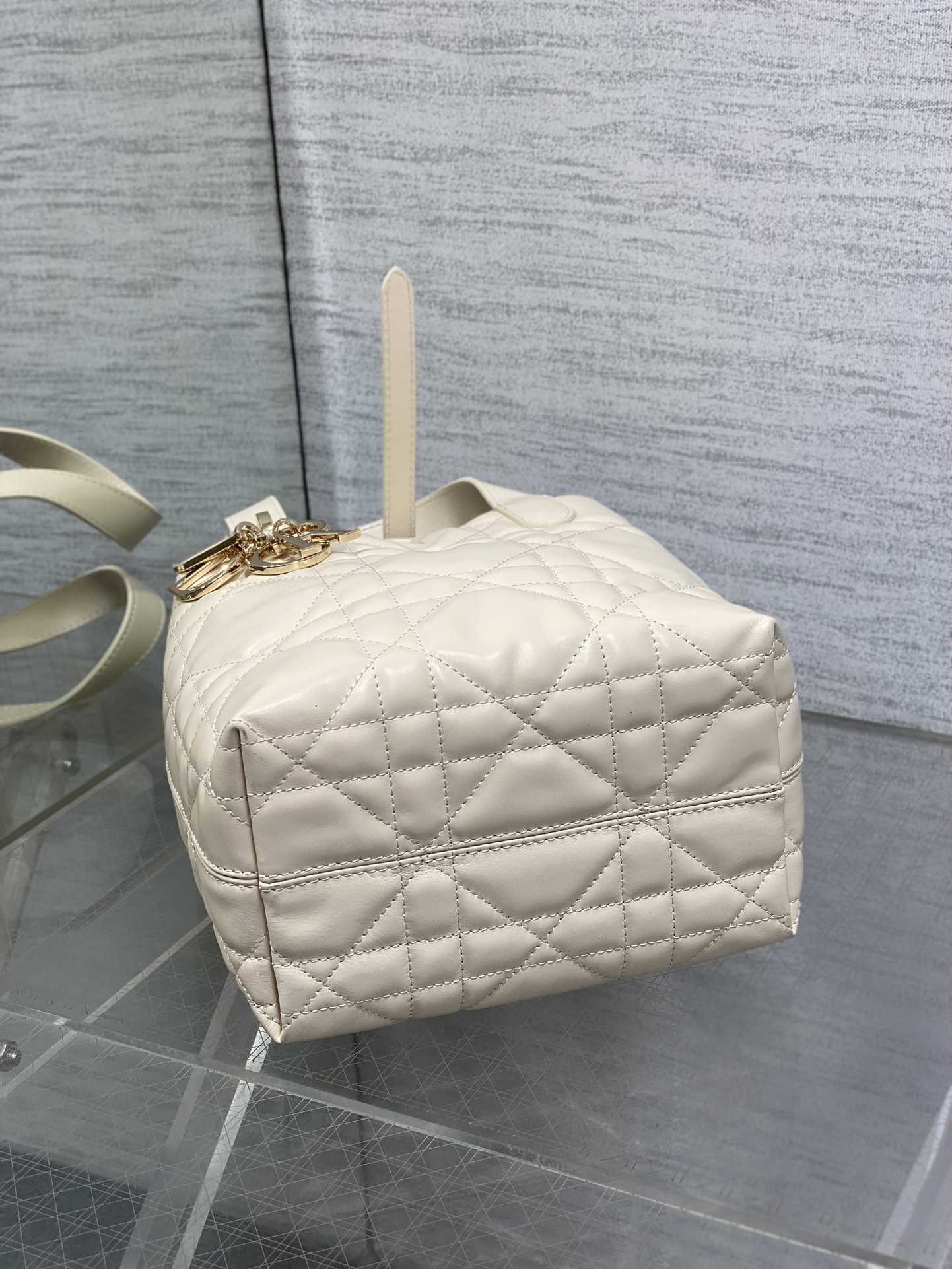 Basic Bag Cow Leather Foldable 18cm-s