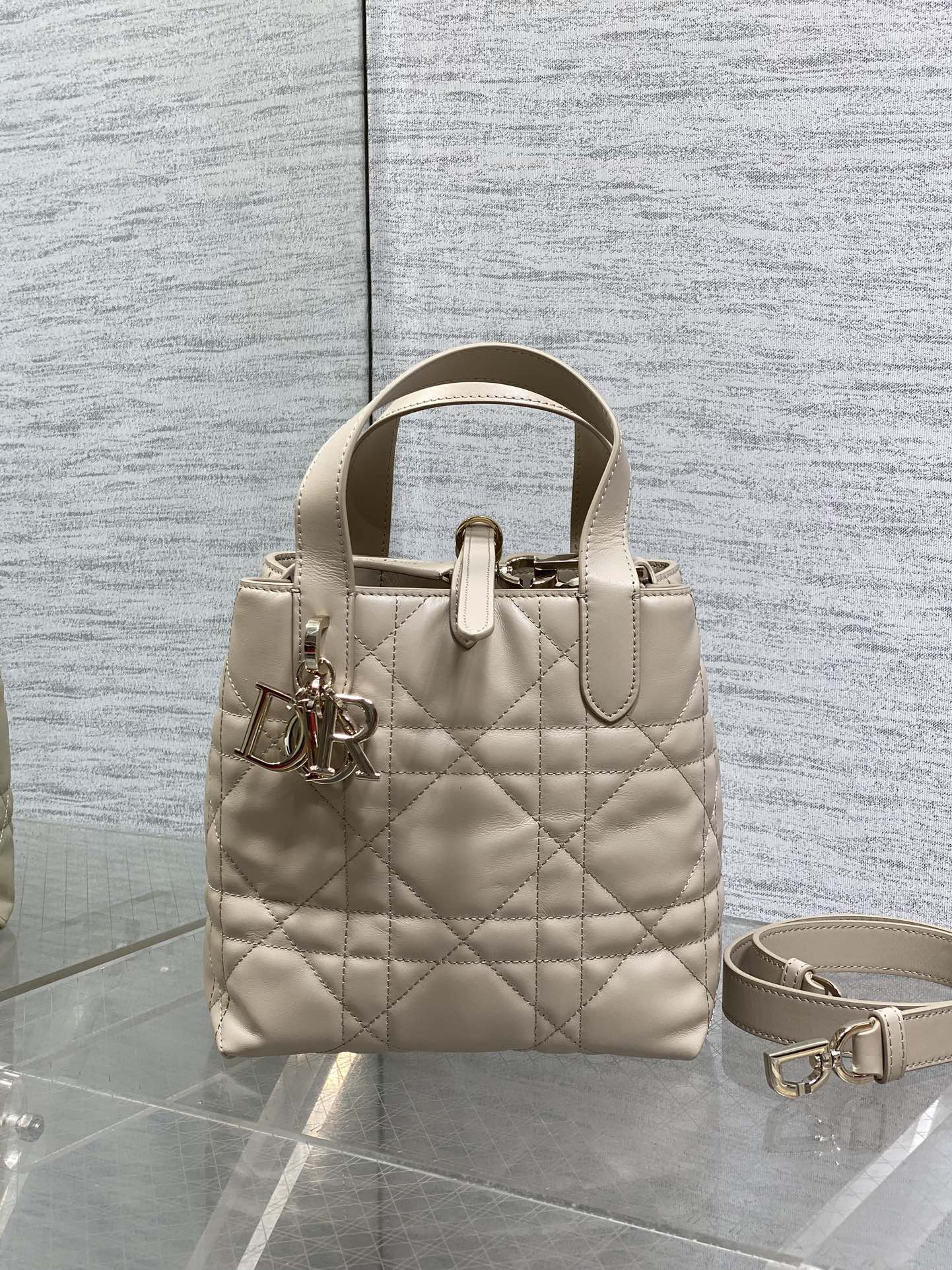 Basic Bag Cow Leather Foldable 18cm-s
