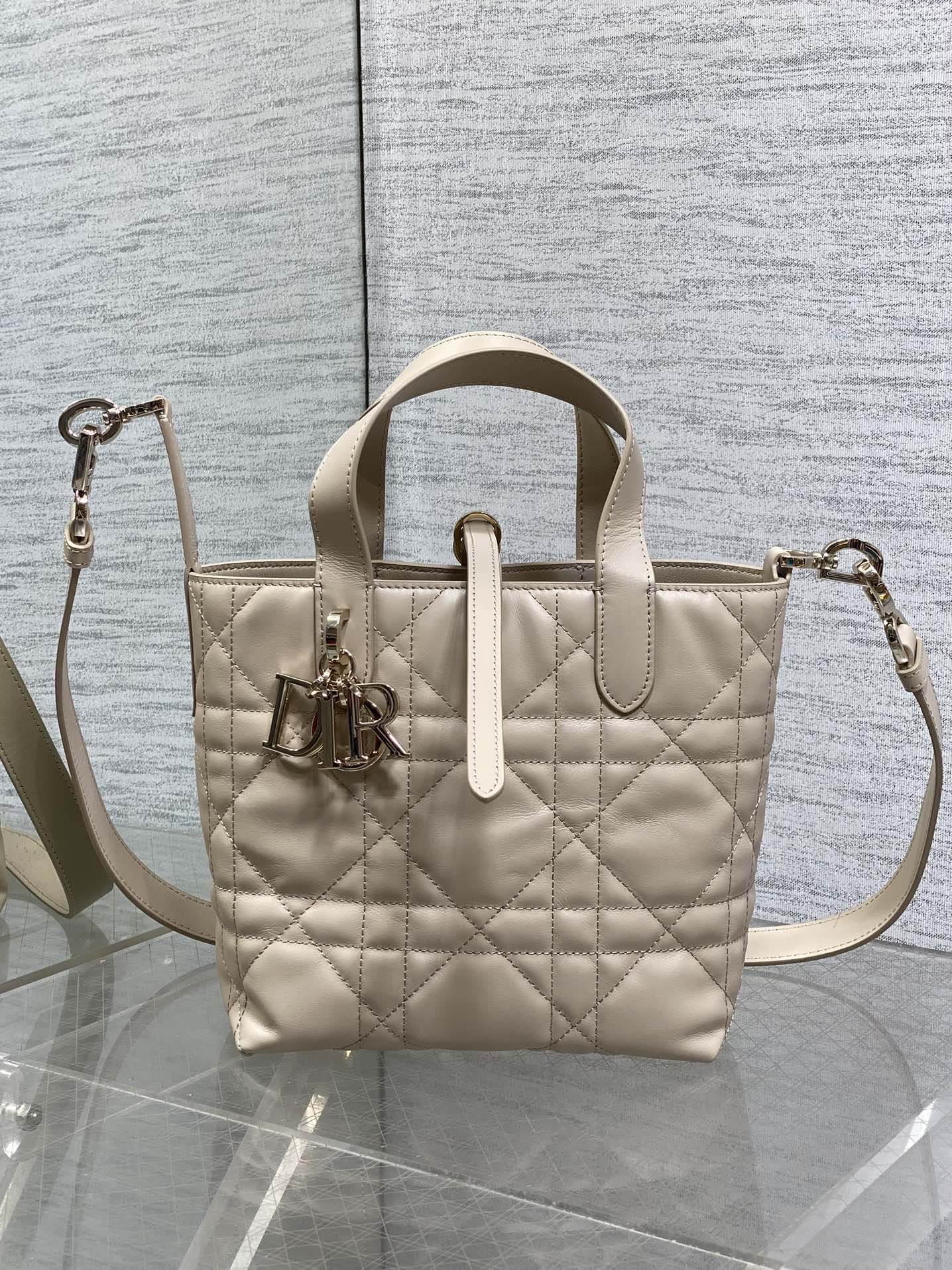Basic Bag Cow Leather Foldable 18cm-s