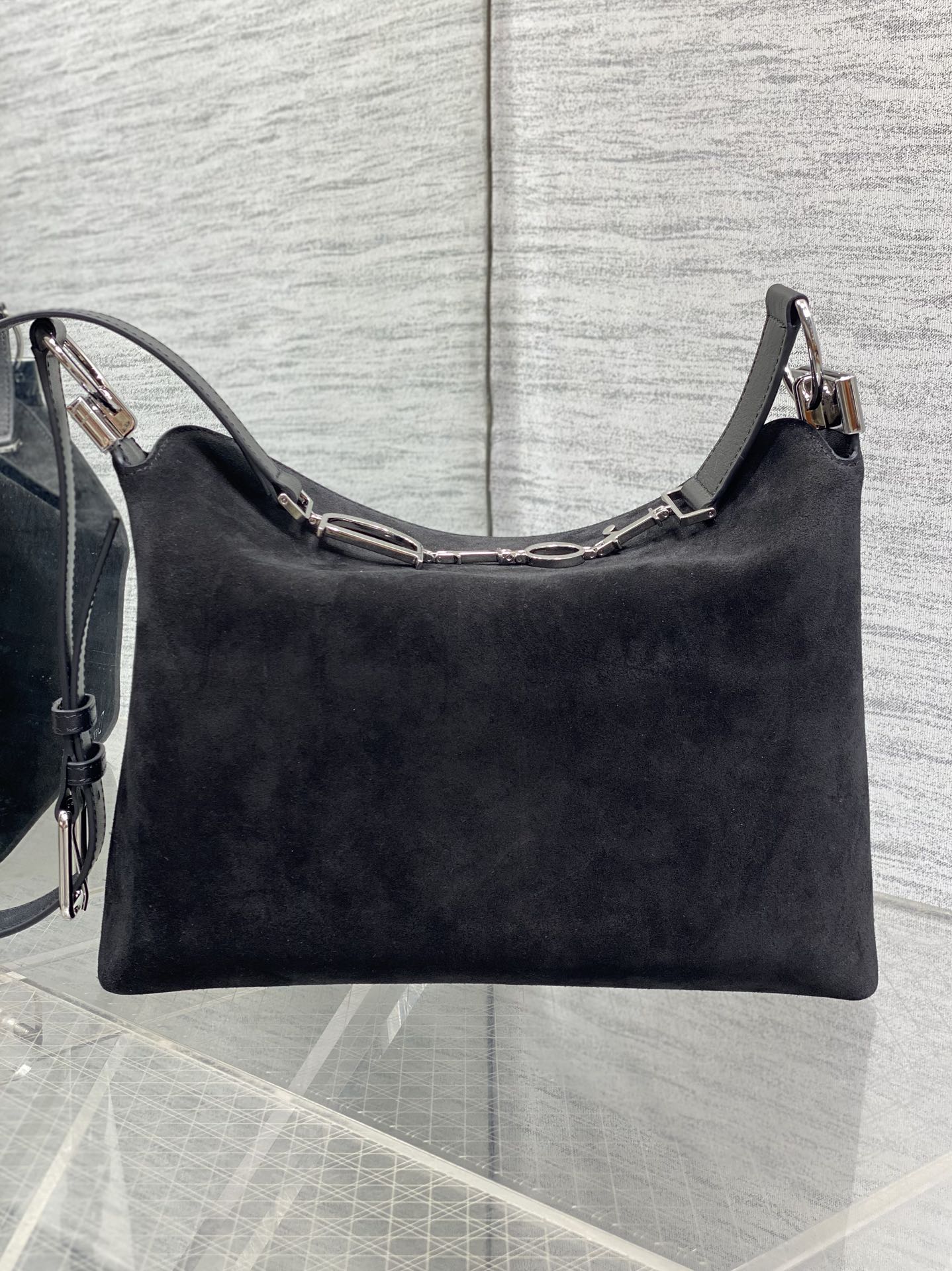 Dior Basic Bag M-s