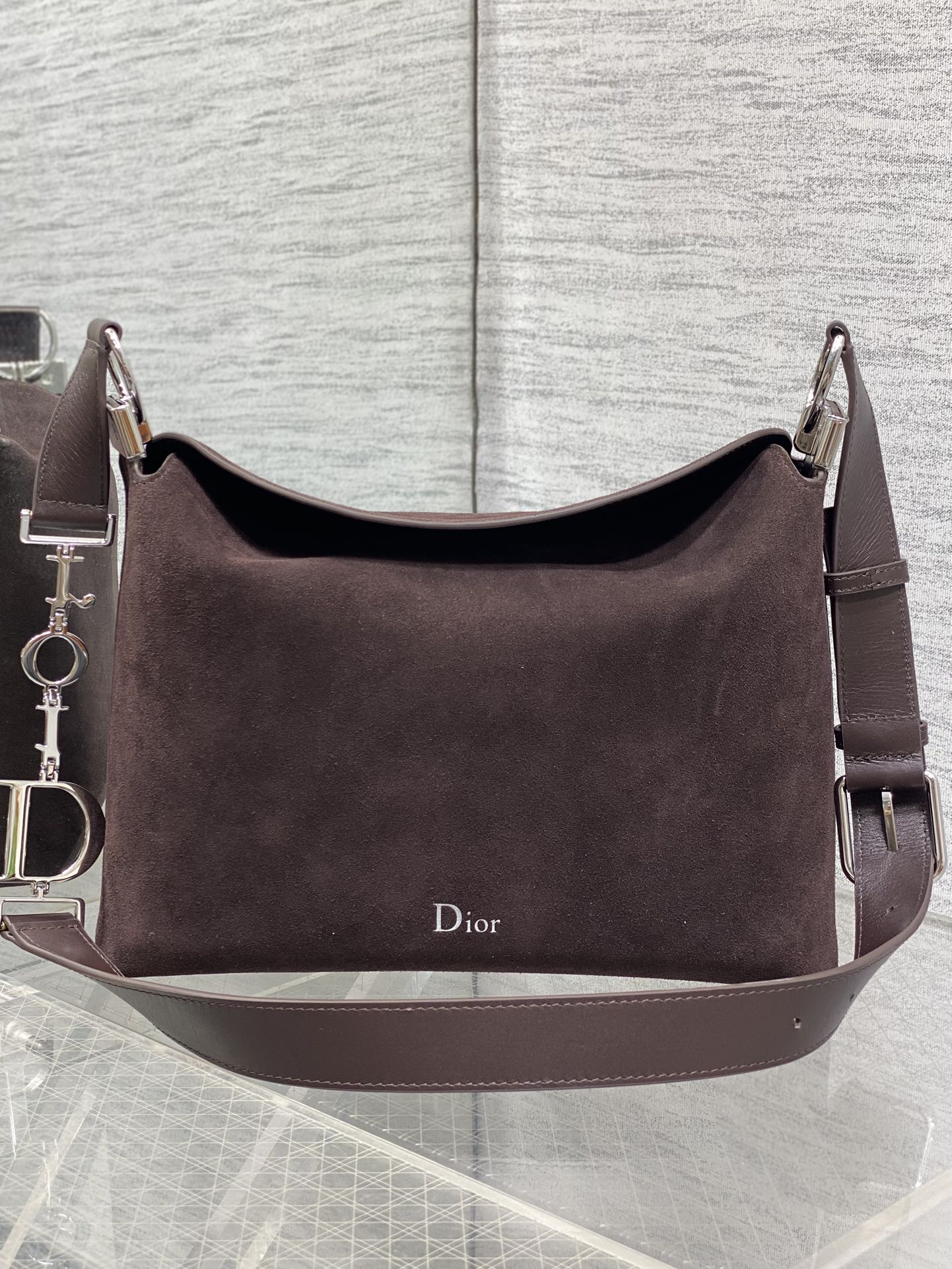 Dior Basic Bag M-s