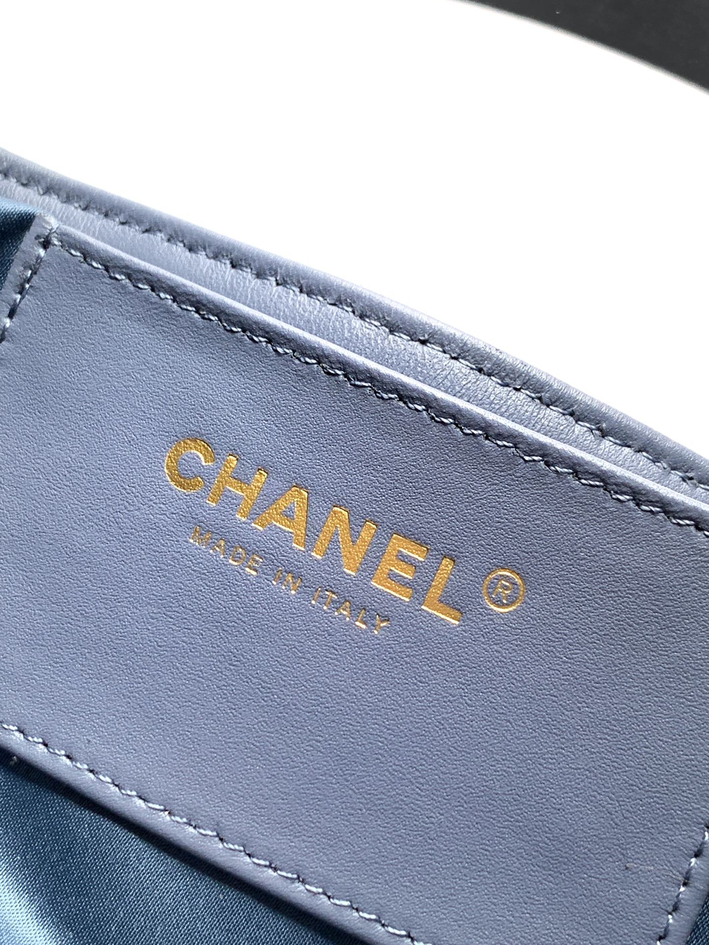 Chanel Bucket Bag Blue 14cm-m-l