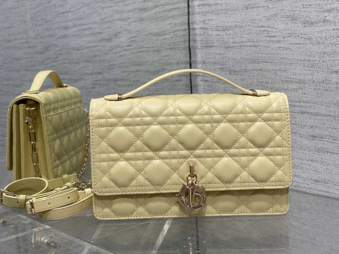Clutch Bag Sheepskin S-14cm