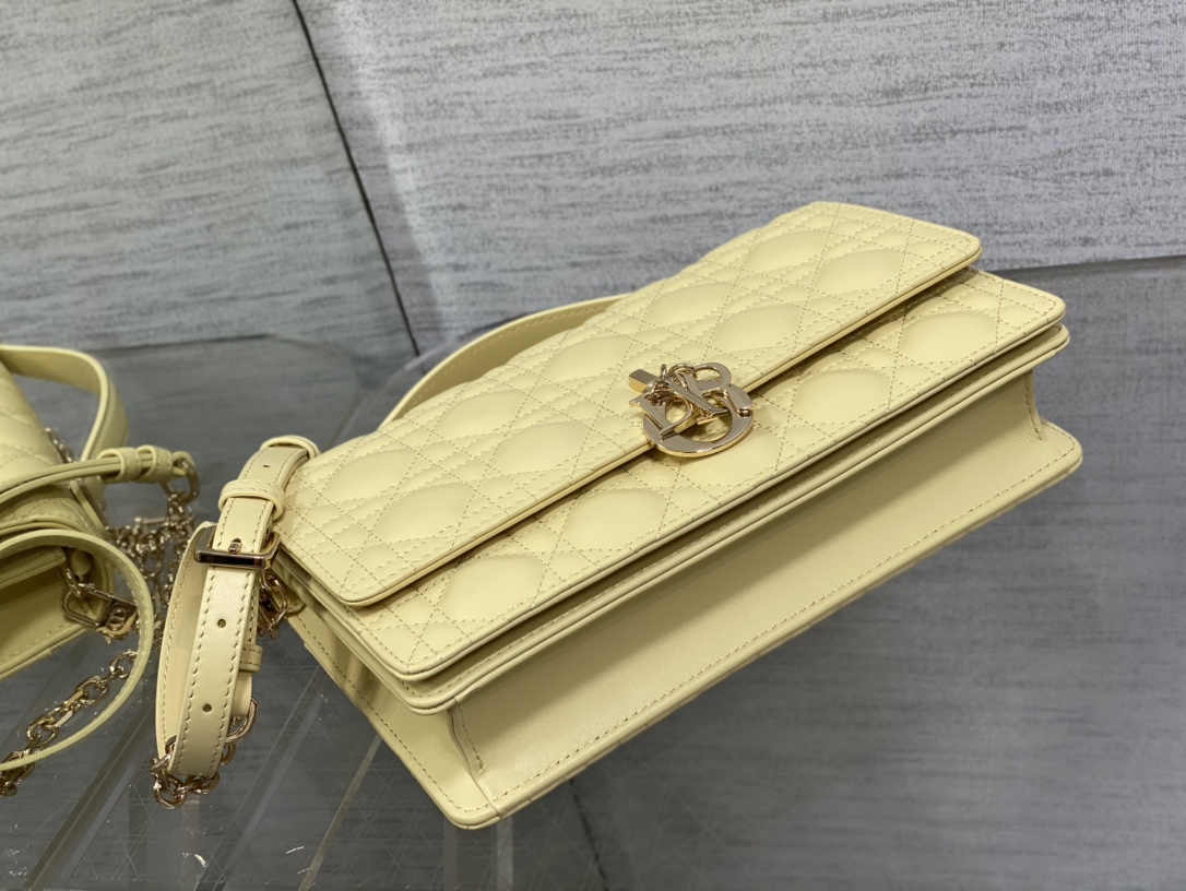 Clutch Bag Sheepskin S-14cm
